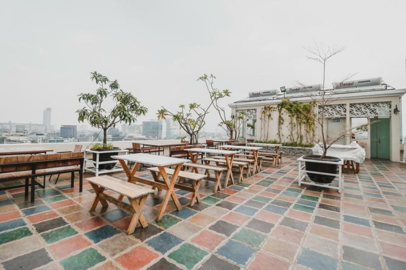 Отель Reddoorz Premium @ Thamrin Kebon Sirih Джакарта Экстерьер фото